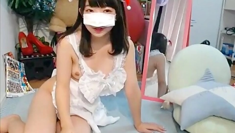 Erotic live chat with cute beautiful girl