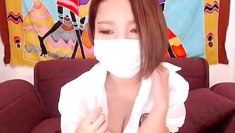 Live chat with a cute beautiful girl with beautiful breasts